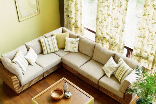 Elevate Your Living Room with Trendsetting Corner Sofas from Furniture Outlets